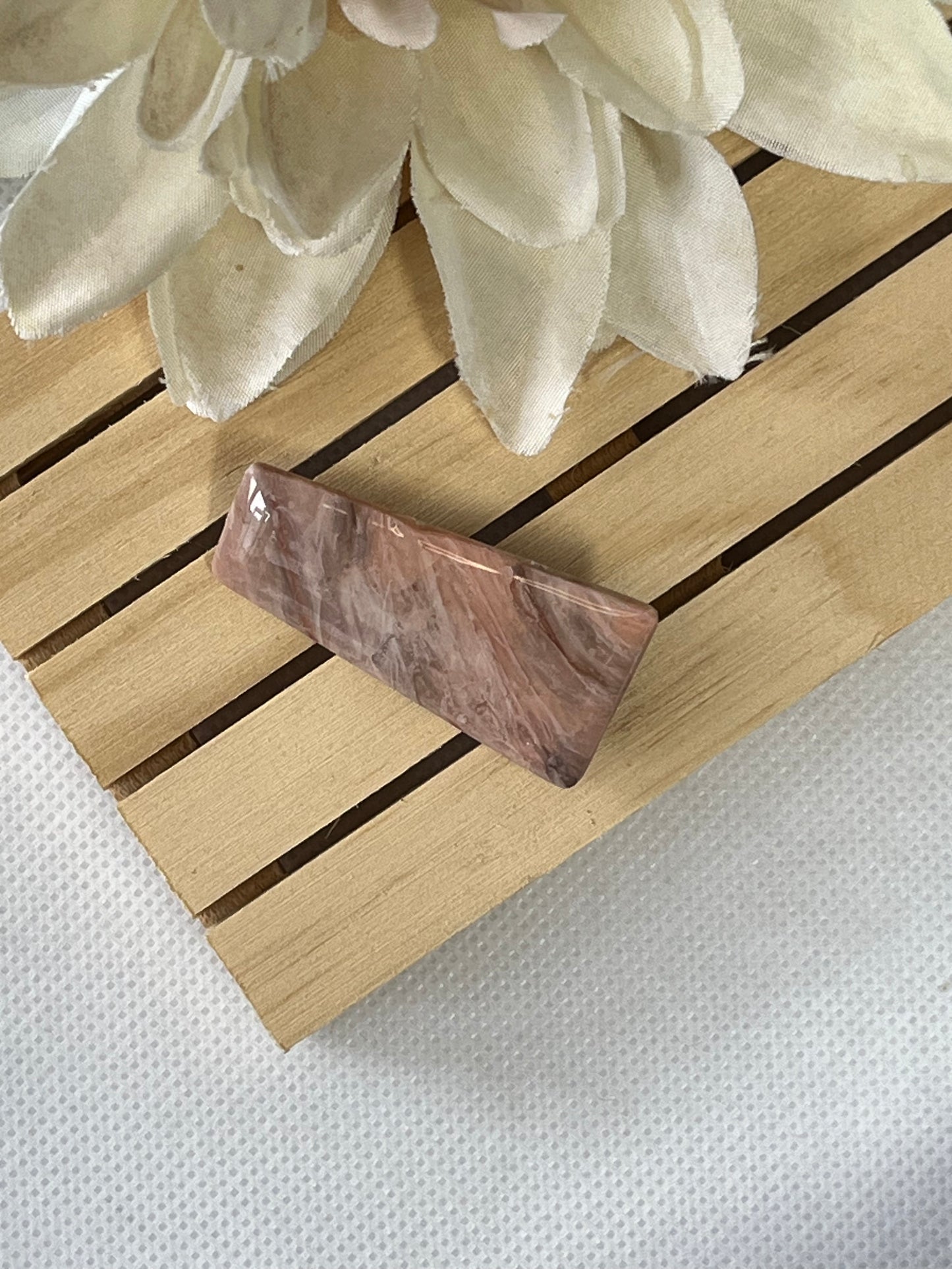 Marbled hair clip