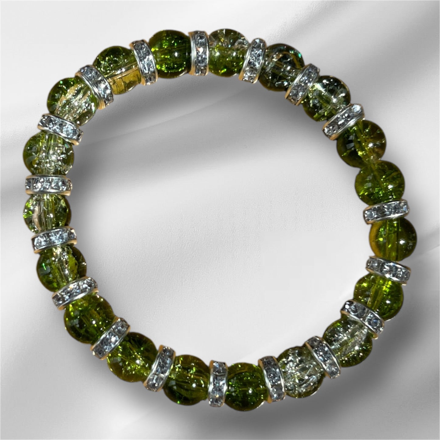 Green glass beaded bracelet