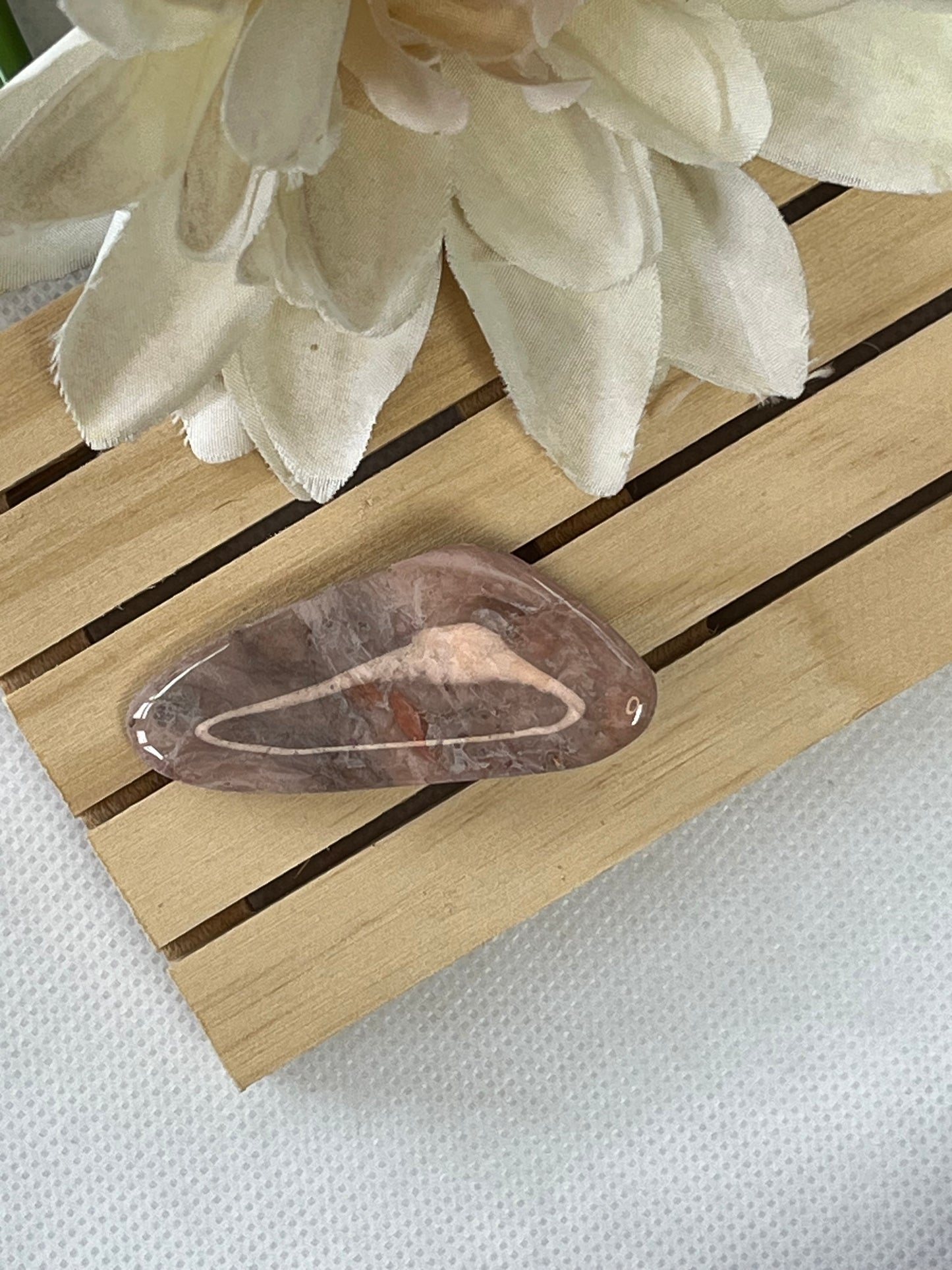 Marbled hair clip