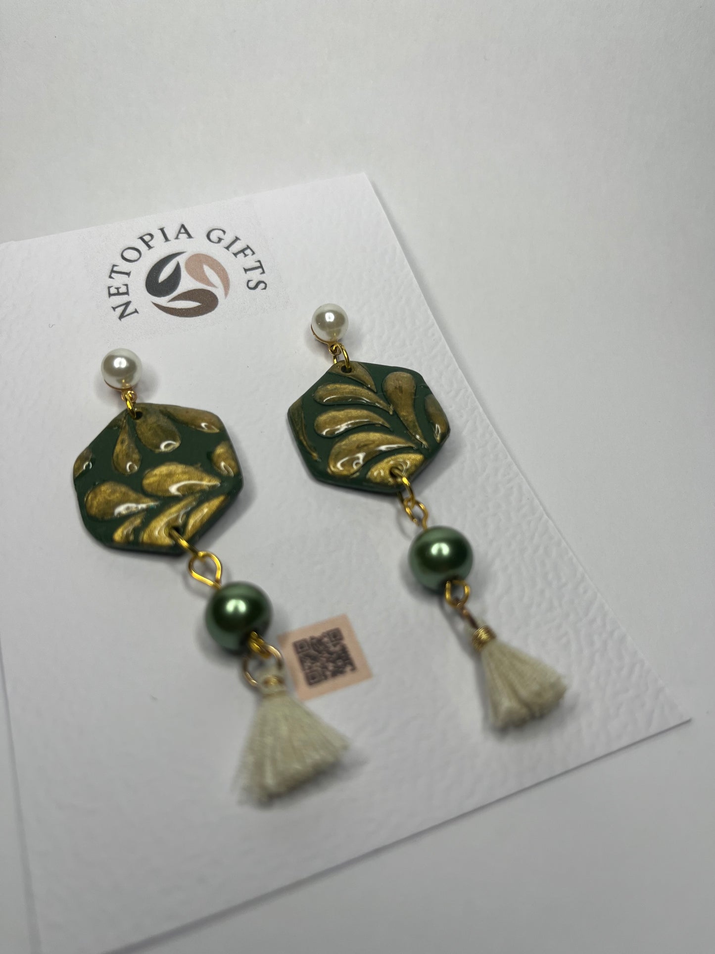 Green pearl tassel earrings