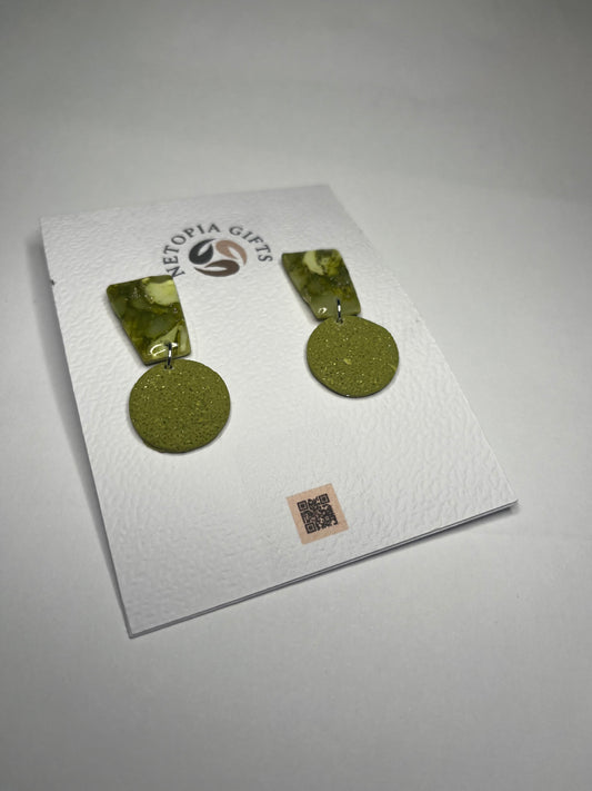 Green marbled droplet earrings
