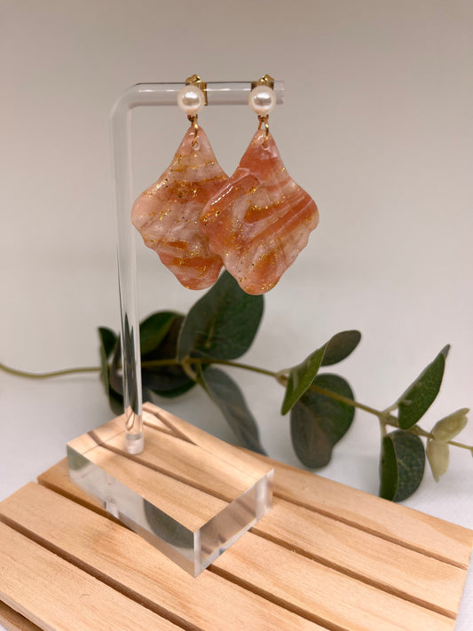 Sand coloured shell dangle