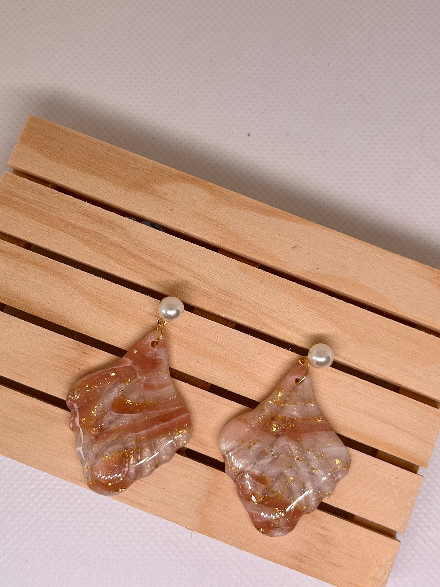 Sand coloured shell dangle